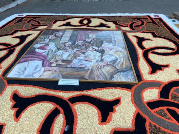 Tapetes de Corpus Christi enfeitam as ruas de Castelo, no Sul do ES por Beatriz Caliman