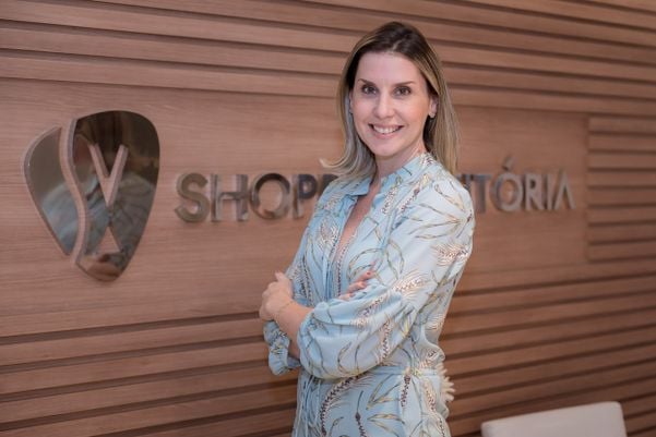 Letícia Dalvi, Shopping Vitória
