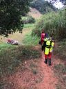 Corpo de Bombeiros fez o trabalho de retirada do veículo do rio, em Belém, Zona Rural de Santa Maria de Jetibá. Duas pessoas estavam mortas dentro do carro.(Divulgação | Corpo de Bombeiros)