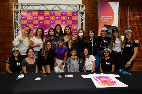 Jacaraípe recebe etapa do Circuito Mundial Feminino de Bodyboarding