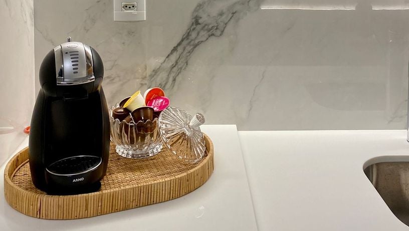 Falando nelas, as cafeteiras são itens muito importantes para esse cantinho do café. 
