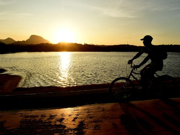 Entardecer na Orla de Porto de Santana,Cariacica por Fernando Madeira