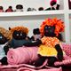 Beth Caser, atriz, cliente da Armicinha Leone, 65, artesã capixaba e faz bonecas pretas