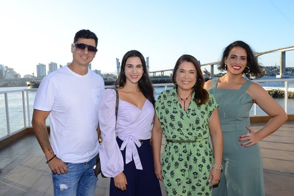 Christian Vieira, Larissa Villaschi, Rita Rocio Tristão e  Alessandra Cohen