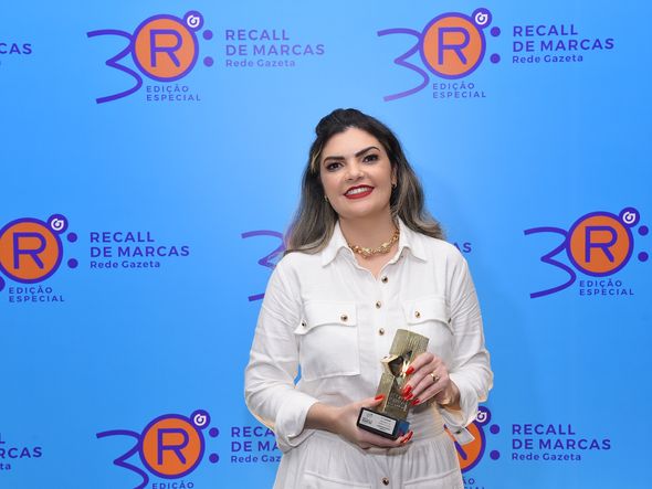 Lucineia Macedo, do Laboratório Pretti por Arthur Louzada