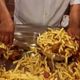 Ademar Barros faz batatas fritas com bacon e frango 14há 30 anos no Rio