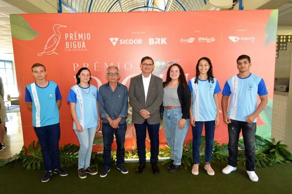 Lançamento Prêmio Biguá por Walace Hull