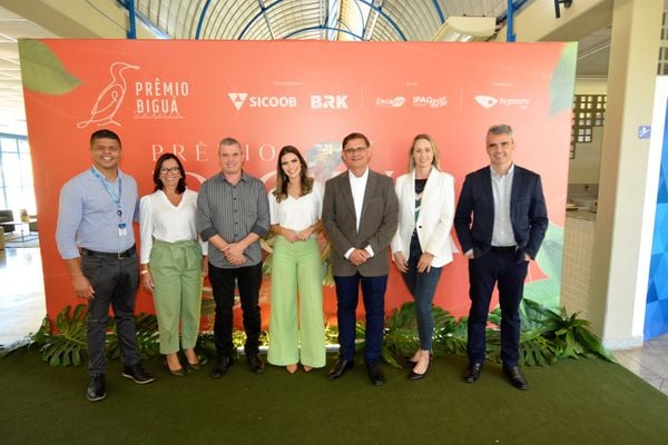 Lançamento Prêmio Biguá por Walace Hull