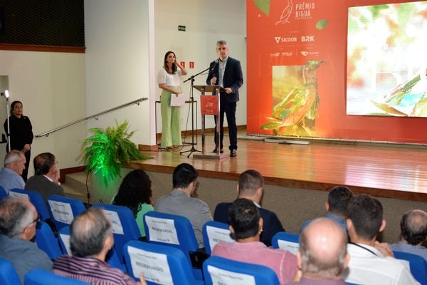Lançamento Prêmio Biguá por Walace Hull