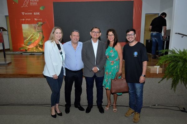 Lançamento Prêmio Biguá por Walace Hull