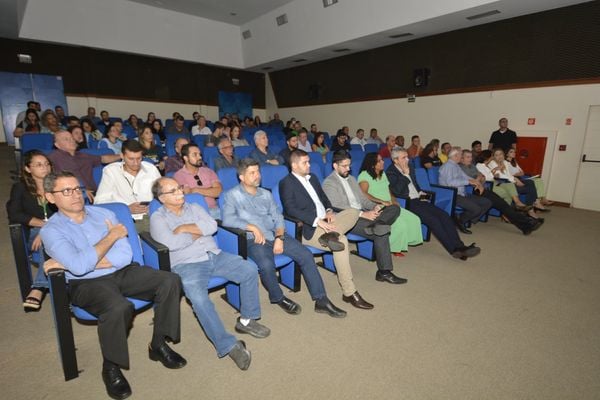 Lançamento Prêmio Biguá por Walace Hull