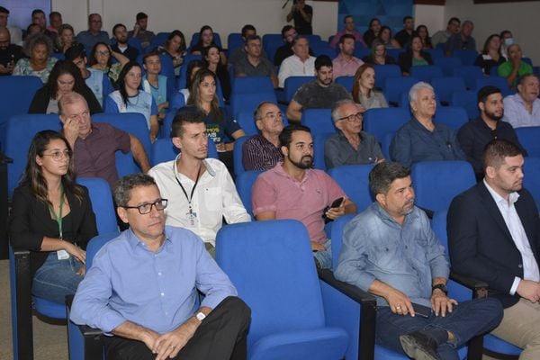 Lançamento Prêmio Biguá por Walace Hull