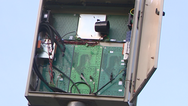 Radares da ES 164 são encontrados danificados no Sul do ES por Carlos Barros