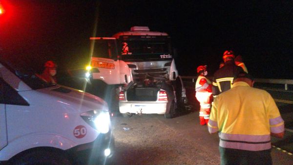 Acidente na BR 101 mata uma pessoa em Vila Velha por Tarciane Vasconcelos