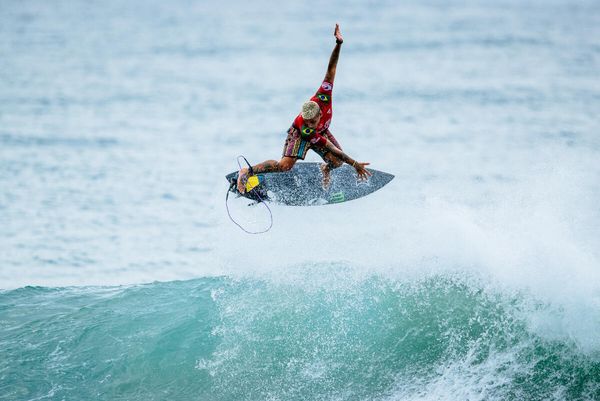 Filipe Toledo vem se firmando como um dos maiores nomes da atualidade no Surfe Brasi