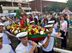 Marinheiros carregam imagem de São Pedro durante procissão em Vitória, em 2017(Bernardo Coutinho/ Arquivo AG)