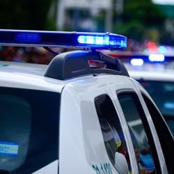 Hamilton Gonçalves da Silva, conhecido como Dedé, foi atingido por quatro tiros em frente a um bar, onde teria ido pegar uma moto emprestada para visitar a filha no hospital