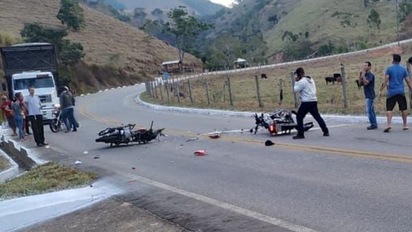 Dois motociclistas morrem em acidente na ES 164 em Alto Rio Novo