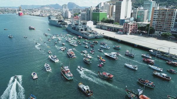 Imagens de drone da Procissão Marítima em homangem a São Pedro  por Bernardo Bracony