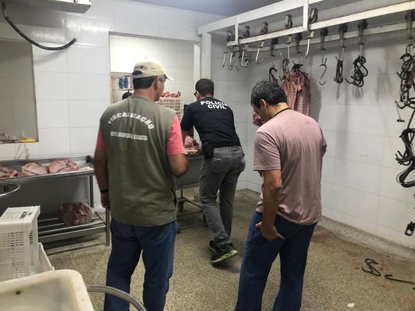 Polícia apreende 15 toneladas de carne clandestina em Vila Velha por Divulgação | Sesp