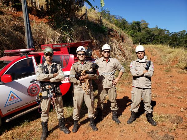 Da esquerda para direita: Sargento Paulo Gomes, Soldado Belone, Cabo Jhonatan e Aluno Sargento Thiago Coelho por Divulgação/ Raphael Belone