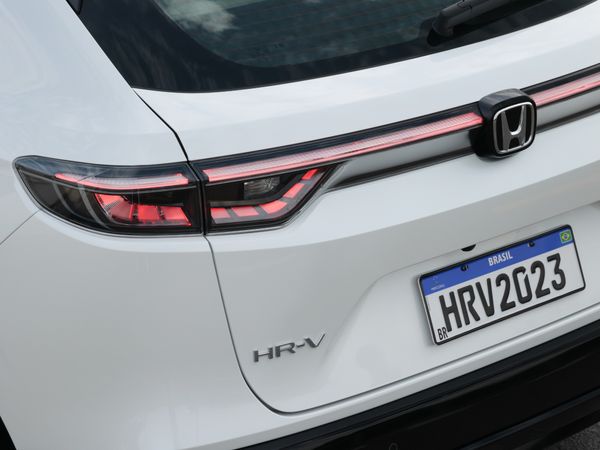 Honda HR-V Touring por Honda/Divulgação