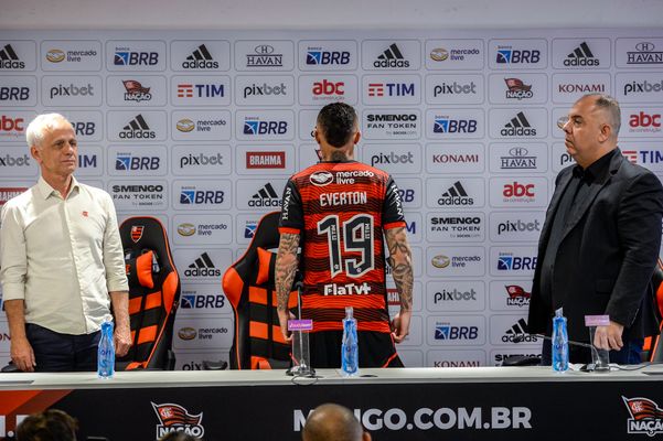 Jogador vestirá a camisa 19 na temporada de estreia pelo rubro-negro