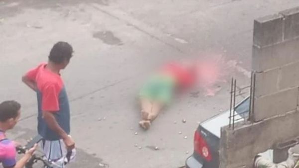 Balas de vários calibres foram encontradas próximas ao corpo