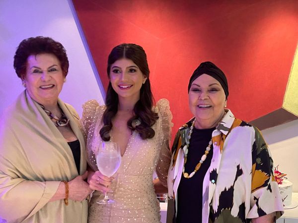 Beatriz Rassele Croce Costa, Manuela Murad e Maria Angela Prado Pacheco