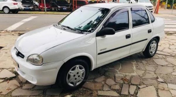 Ladrão invade casa e agride morador com paulada em Cachoeiro