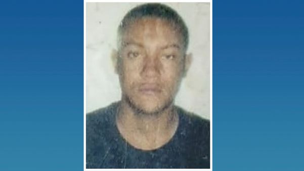 Ramon de Moura Lima, 30, foi morto dentro de um veículo após uma perseguição pela região de Novo Porto Canoa, na Serra, nesta terça-feira (12)