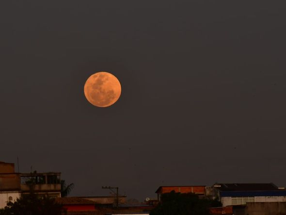 Registro da maior superlua do ano no município da Serra por Ricardo Medeiros