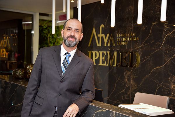 Escola de pós médica inaugura sede em Vitória com novos cursos