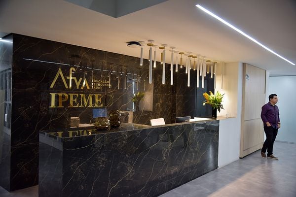 Instalações da sede de Vitória da Ipemed por Rodrigo Gavini