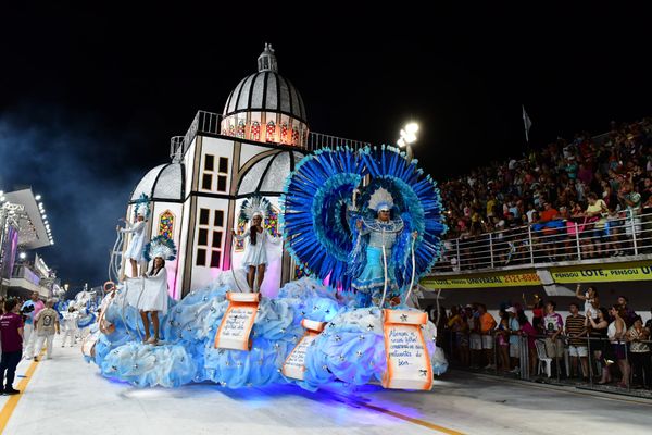 Desfile da Novo Império, campeã do Carnaval 2022