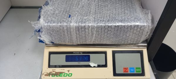 Mulheres são presas após receberem maconha pelos Correios, no ES por Divulgação | Polícia Federal