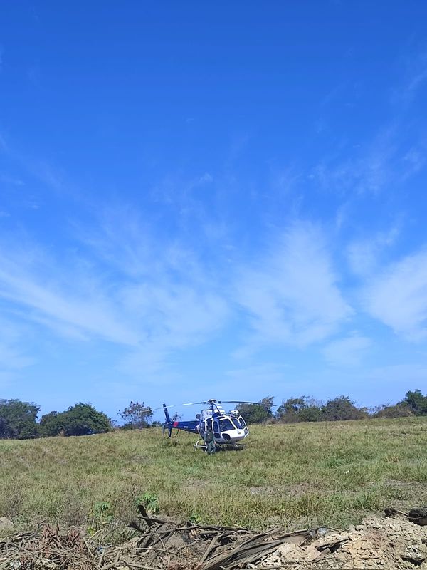 Helicóptero do Notaer ajudou PM na busca a suspeito em Marataízes  por Divulgação/ Notaer 