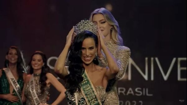 Mia Mamede levou o título de Miss Universo Brasil 2022: primeira conquista da história do ES