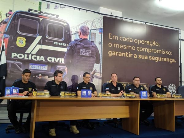 Delegados da Polícia Civil em coletiva sobre a Operação Obituary