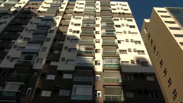 Líder de organização criminosa foi preso em prédio de alto padrão de Vila Velha