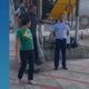 Presidente Jair Bolsonaro após descer de avião presidencial em visita ao Espírito Santo