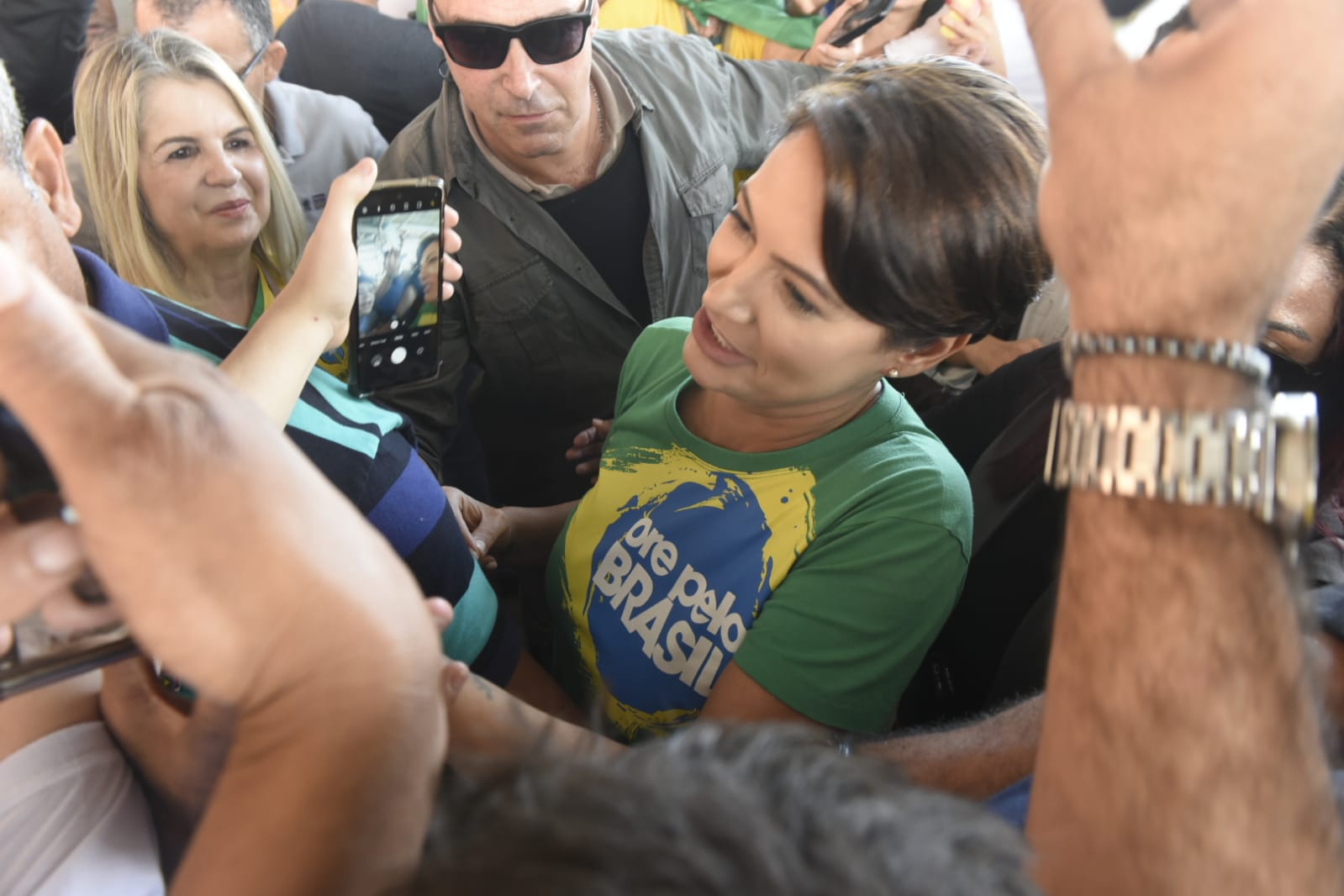 Michelle Bolsonaro acompanha o presidente Jair Bolsonaro em visita ao Espírito Santo