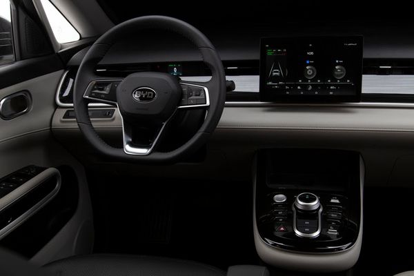 BYD lança o D1 EV para se tornar opção de mobilidade corporativa