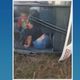 Imagem - Ônibus sai da pista, capota e deixa feridos em Barra de São Francisco