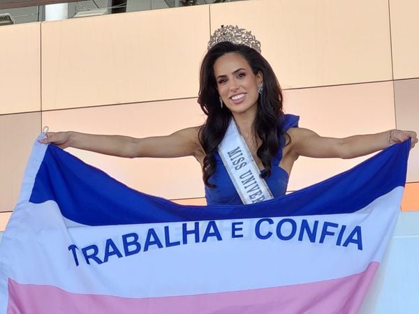 Miss Universo Brasil, Mia Mamede desembarcou no Espírito Santo nesta quarta-feira (27)