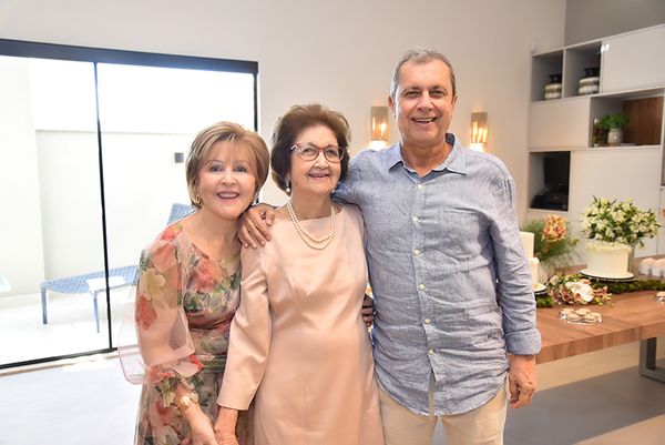 Carmem Dolores, Milka Ferri e Cantidio Ferri