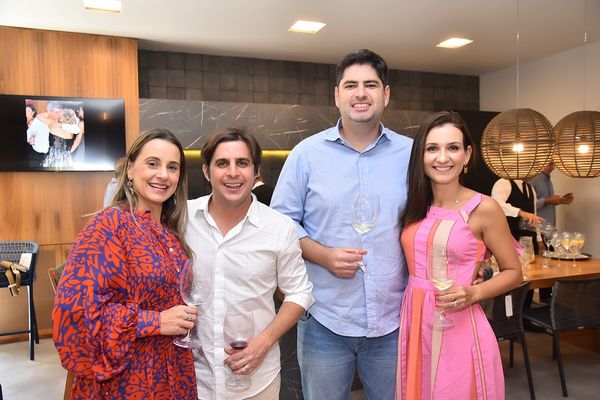 Juliana Paiva, Rodrigo, Marcio Gonçalves e Barbara Attademo
