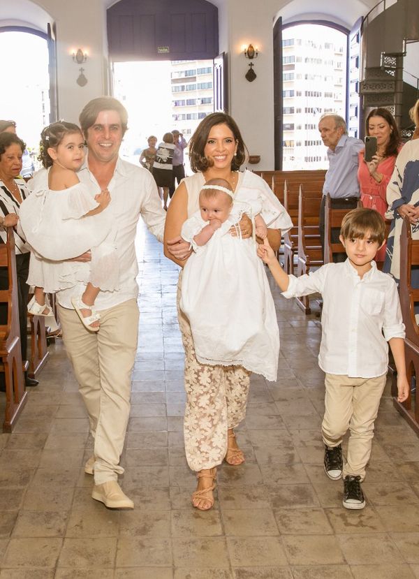 Rodrigo e fernanda, Sofia, Elisa e Arthur