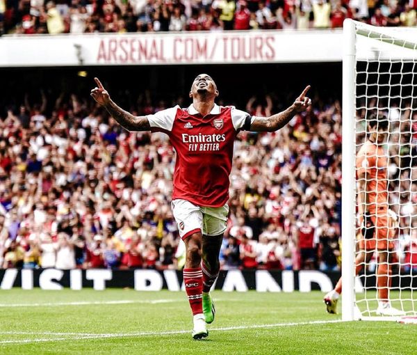 Gabriel Jesus brilhou em jogo pelo Arsenal