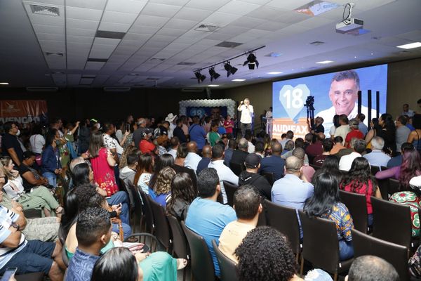 O ex-prefeito da Serra Audifax Barcelos foi lançado como candidato ao governo do ES em convenção da Federação Rede/Psol